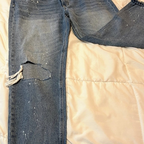 Flying Monkey Size 31 Over Sized and Distressed, Cropped Boyfriend Jeans - Picture 3 of 7